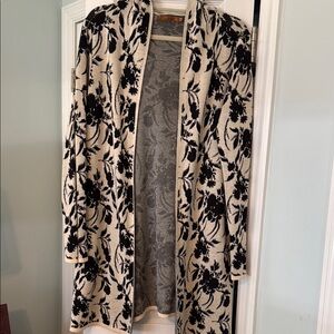 Belldini Black and Cream Sz Large Hooded Floral Long Sleeve Cardigan